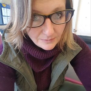 Meet your Posher, Nilya